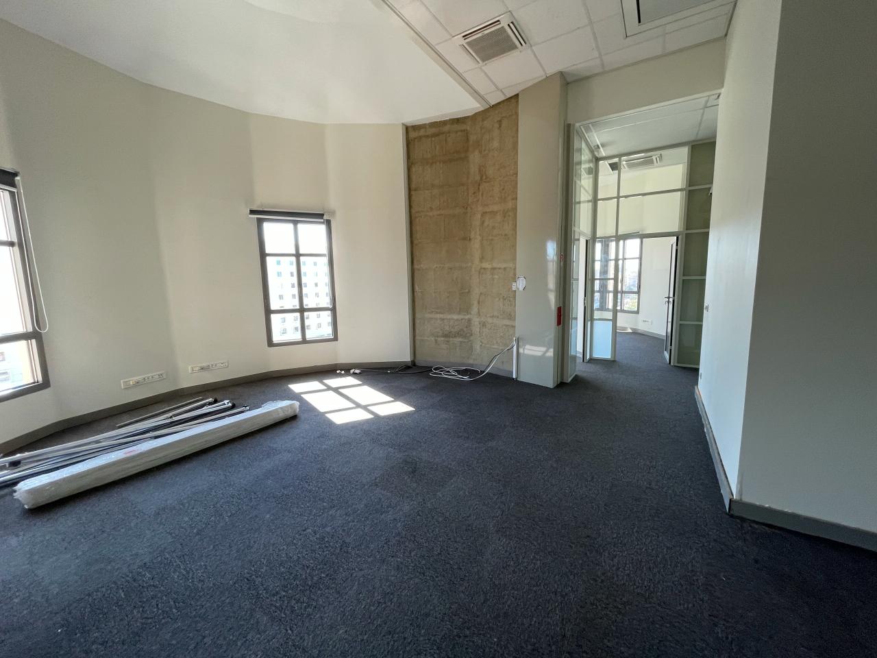 Bureau Marseille 1542m² Location bureau Marseille Bouches-du-Rhône OLBUR2421030 2